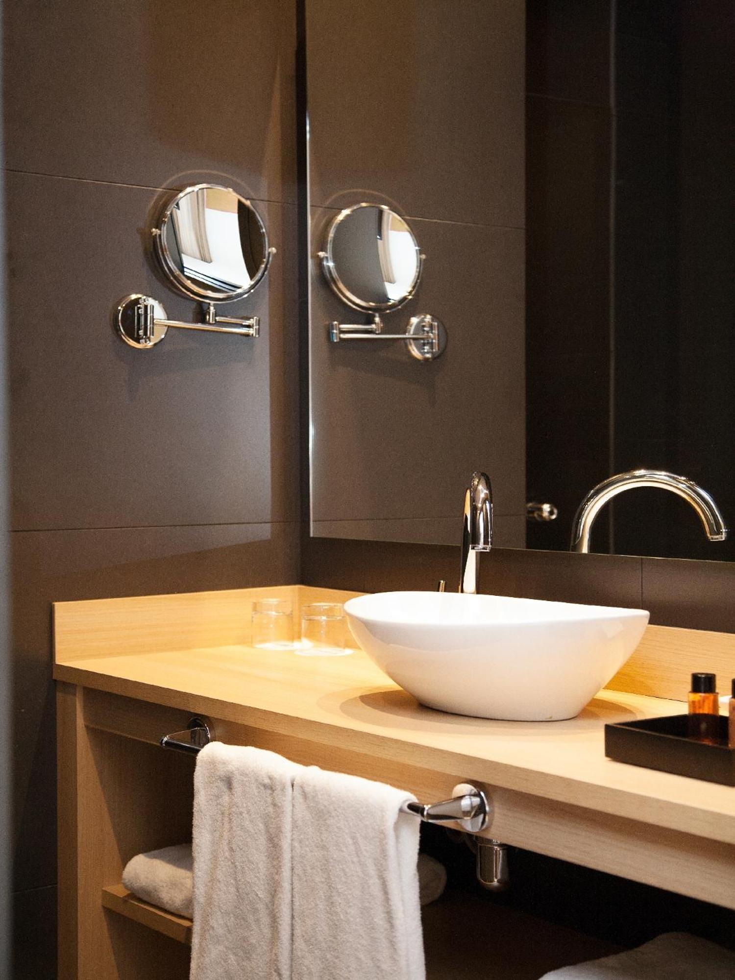 Deluxe Double Room with Spa Bath,1214702494:JPEG